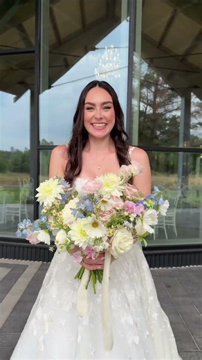 Wishing I could live this day over and over again 🥹💍🤍 Serena|Wedding Content Creator