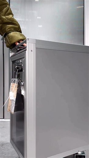 🎛️ ✺ H70-TD｜Multi-Purpose Cabinet ✺ 🎛️ : Transparent Door : THE UNIVERSAL CART (H/S) ATLAS by ELEMENTSEDEN SUPPLY CO., LTD. ✺ PRICE : THB 26,500｜unit ✺ ( Drawer ,Felt-Pad and Shipping Cost are Not Included. ) 📂 drawer : THB 650｜unit (4 Max) 📂 felt pad cover : THB 420｜unit 📂 felt pad in top tray : THB 420｜unit 📂 trolley size : W30 x D40 x H70 cm Contact Information 📧 Email: elementseden@gmail.com 📩 Line Official: @elementseden ( use “ @ “ in front of the name ) 📞 Contact us for more info