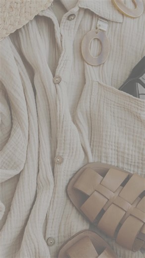 Untuk semua teman-teman kaum hawa ku, siapa nih yang lagi nyari top wanita buat mix and match ootd kamu yg super mega keren ituu?? kenalin, produk preloved pribadi aku. mostly baru 2x pemakaian aja, no minus. untuk detail ukurannya langsung cek di toko oren yaap. klik link di bio. yuk di check-out kak 🤩☝️ #prelovedbaju #prelovedfashion #vest #cardiganrajut #fyp #fypage #rajutpremium #preloved #prelovedsale #fypシ゚viral #cardigan #cardiganrajut #vestrajutpremium