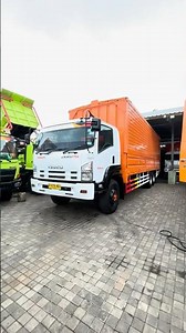 Wing Box Isuzu Giga FVR 34U 245PS Tahun 2019, Engkel 6 Roda, Panjang Box 9,5meter (Ready 5 Unit)