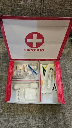 🧰 Creative First Aid Box Making at Home using OREO Biscuit Box | School Project Craft ✂️💊 #diycrafts