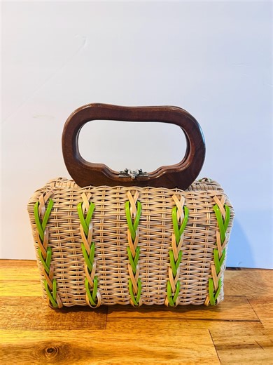 1950s Wicker Box Purse With Wooden Handles Green Accent Trim, MCM Spring Summer Vintage Basket Bag - Etsy