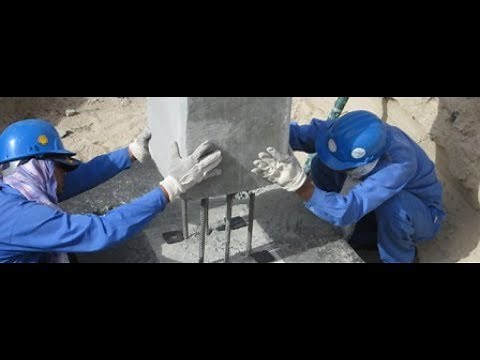 Installation of precast concrete column