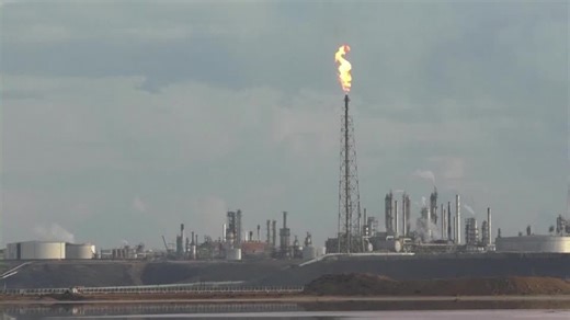 Trump urges US oil giants to repair Venezuela's 'rotting' energy industry