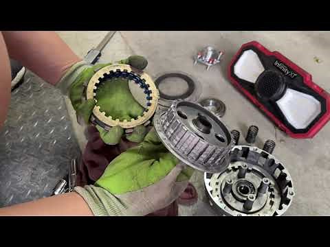 Honda HS622 Mini 2 Stage Snowblower Auger and Blower Clutch Rebuild