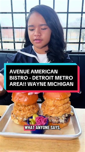 Detroit metro area, y’all might have one of the BEST spots right here in Wayne 👀🔥 Aubrey said this might be one of the best restaurants in the whole Detroit metro area, and after trying the food… we might have to agree. We tried the Garlic Parm Fries, the Korean Beef Brisket Tacos, and their HUMONGOUS sliders stacked with crispy onion rings 🤤🔥 Everything was packed with flavor, and their mac & cheese is SUPER cheesy the way it’s supposed to be. And let’s not forget — their cocktails are real