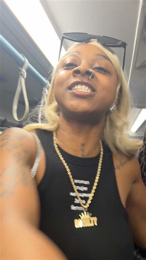 When confronting another woman for cheating goes wrong😳 | Ebony M