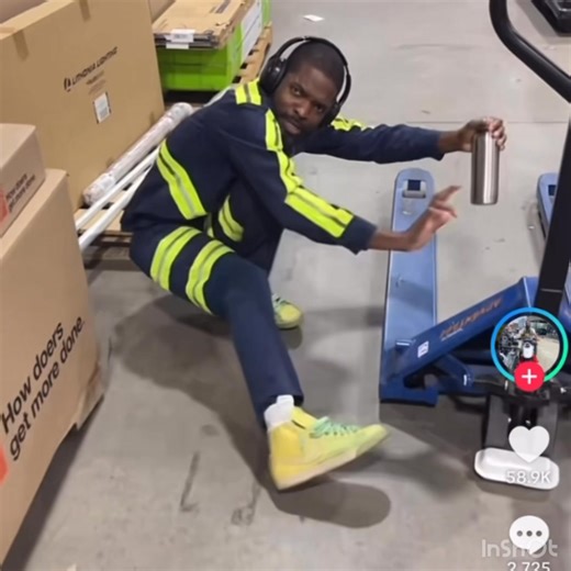 There is an ongoing Wacky Slide competition happening on TikTok😄 How low can you go and how far can you slide with your supporting foot shuffling as your other foot alternately taps the heel and toe??🤭 Big up Bogle his dance legacy lives on!! | Dancers of Jamaica