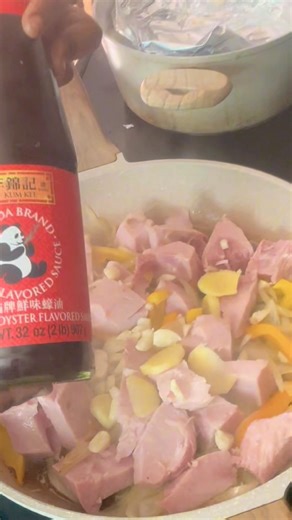 Fried rice with ham #cooking #cook#eat #easyrecipe#easy #cookingchannel#shortvideo #fry#chickenchop