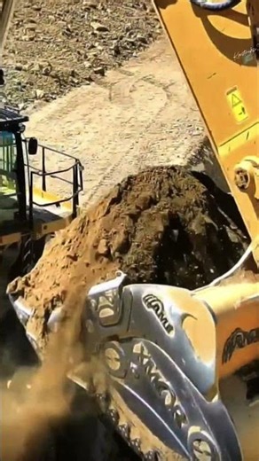 CAT 6015B Heavy Loading Performance - Built for Tough Mining Jobs!