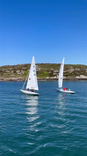 Sail away with us to the Fastnet Rock Lighthouse 💡🏡 Departing from Baltimore this Thursday & Saturday (weather dependent) 10:45am including a stop over on the beautiful Gaeltacht island of Cape Clear. 2pm for a direct tour to the Fastnet. www.capeclearferries.com #bílinn #gaeltacht #capeclearferries #sailawaywithmehoney | Cape Clear Ferries