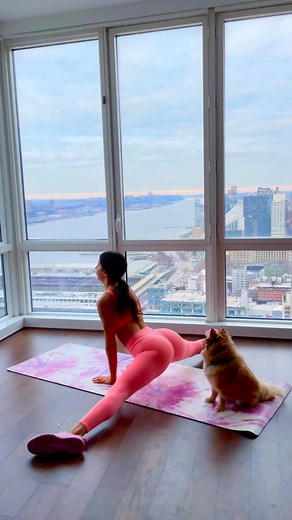 Jen Selter | Caption this 😂🐶 Matching set @aloyoga | Instagram