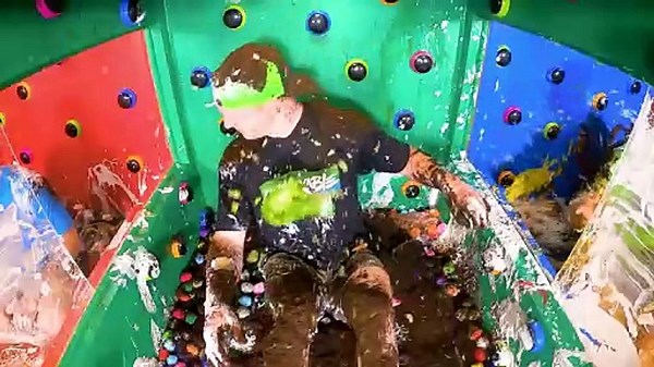 100 BUTTONS... but ONLY ONE Lets You ESCAPE! 🔴🚪