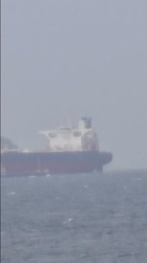 原油タンカー✨KHURAIS✨観音崎沖🌊🌊2026.4.22荒天航海🌊VLCC