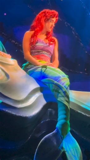Part of Your World! 🎶 Sing your heart out Ariel 🧜‍♀️🎵🤩🔥❤️ The Little Mermaid - A Musical Adventure 🐚🎼🌊 6:00pm Show ✨ Video captured on November 7, 2025 📷 #ariel #partofyourworld #singyourheartout #thelittlemermaidamusicaladventure #thelittlemermaid #waltdisneyworld #disneyshollywoodstudios #filmingdisneymagic #cinematography #november7 #2025 ✨🧜‍♀️🎵🤩🔥❤️ | Jo Ann Stephanie Wong