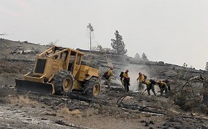 As C.O. crews battle on, Red Flag Warning for extreme fire behavior Saturday