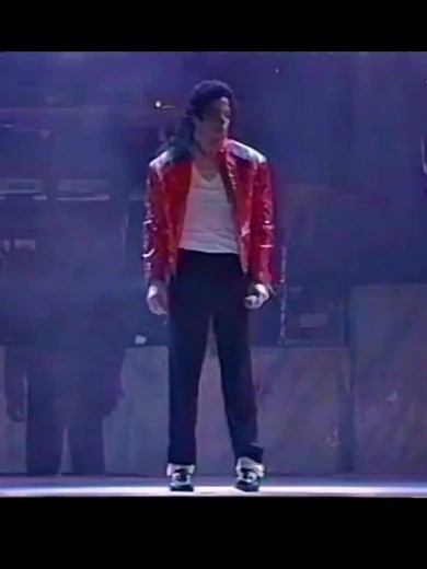 Michael Jackson Beat It Live Performance 1996