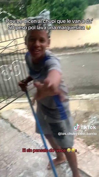 El hace de to’ pol simplemente 50 peso 😂🤣