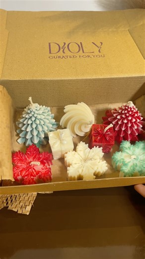 Christmas Candle Combo at 699/- #candle #christmascandle #scentedcandles #candlebusiness