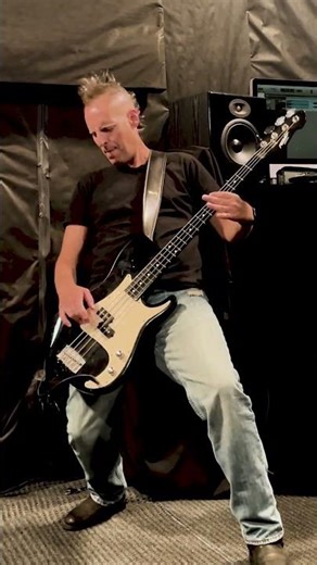 Radioactive bass😈#cover #metal #rock #radioactive #imaginedragons #bass #viral #popular #coversong