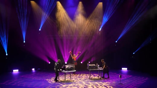 Graduation Day at the College of Magic 🎉 Today we celebrate our onsite students as they step onto the stage and complete another chapter of their magical journey. This moment is filled with pride, excitement and heartfelt memories. A special shoutout goes to our Course 6 class. Their time at the College comes to an end after years of dedication, creativity and growth. Many of them have been with us for six years, and watching their transformation has been nothing short of extraordinary. What an