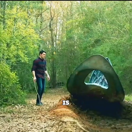 “What would you do if you found an alien with healing powers? 😱 #shorts #movieclips #film