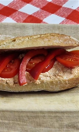 Hungarian Cottage Cheese Spread #recipe #breakfast #hungarianbreakfast #cottagecheese