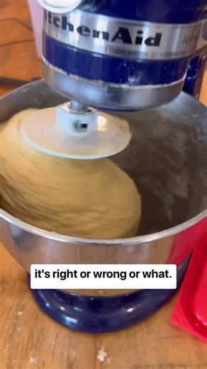 If you use a KitchenAid tilt head mixer for bread dough, this one small tweak can save your dough and your mixer 🍞⚙️ 👉 Leave the head UNLOCKED while mixing dough. It sounds counterintuitive, but here’s why it helps 👇 • The mixer head can move slightly instead of fighting resistance • The motor doesn’t have to work as hard • Dough is less likely to climb the hook • Mixing feels smoother and more controlled Here’s the part many people don’t realize: KitchenAid mixers aren’t technically designed