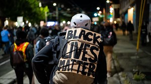Protesters Storm Seattle City Hall, Demand Mayor's Resignation
