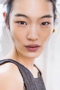 ELLE Editors and Experts Love These Japanese Skin Care Products