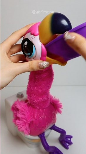 Satisfying Miniature: Flamingo Toilet ASMR (No talking)