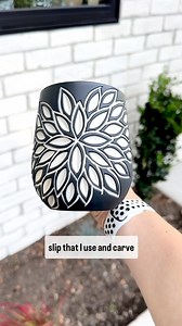 I’m deep into glazing work this week. I really thought I would be finished in time for a release this Sat., but the glazing is taking way more time due to some elaborate pieces I made in this update. I’m shooting for a Sunday or Monday release of new work and I will know by Friday what’s realistic. I will send my early access email by Saturday with the details! #seattleart #seattleartist #handmadepottery #modernceramics #pottery #ceramics #jenniferspringceramics #handmadeceramics #ceramica #cont