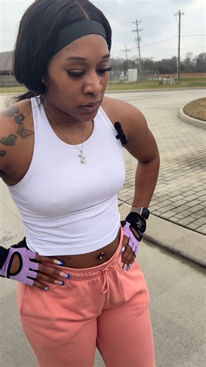 Breonna O’Conner on Instagram: "Come with me and my trainer Raw and uncut PAUSEEEE Today was tough 😩😩😩 my trainer mean as hell but where we going eat today it’s my cheat day !! #explorer #coachbree #coach #workout"