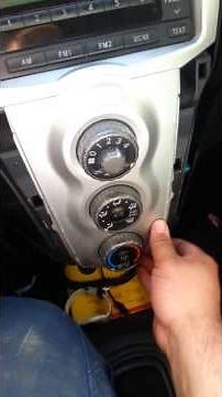 Repair yaris fresh/recirculate switch