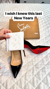 157K views · 401 reactions | Must know New Years tips From fashion tips and party tricks to easy New Years Eve decor ideas, this video is packed with unique hacks for a happy 2025. This original video was produced by Network Media LLC, Life with Coco, and Liz & Jeff. #nye #nyeparty #FashionTips #partyideas | Home Hacks & Easy Snacks | Facebook