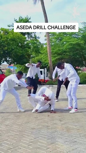 ASEDA DRILL CHALLENGE🙏🏼🔥.. DC: Myself. @Shasha 🤡 ...@Nacee Music @Jay Twist Drills Have an attitude of Gratitude🙏🏼🔥🥺... #asedadrillchallenge #Unstoppable_tenkay #asedadrillchallenge #ghdanceministers #gospeldance