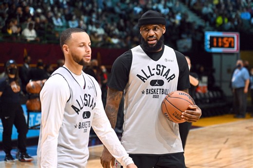 "He gave me a lot of good knowledge on the level of expectations I should set for myself" - Steph Curry grateful to LeBron James for his sound advice when he was playing at Davidson