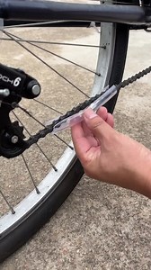 334K views · 1.4K reactions | Cycling enthusiasts Tips for oiling your chain #bike #tips #tricks #lifehacks Follow me 梁 ❤️ #diy #shorts #explorereels #craft #diy #FYA #tools #homemade #shortsvideos #viralvideochallenge #trendingnow #short | Soyab Soyab | Facebook