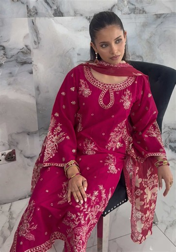 S H O P N O W Design code : ALF-12 #memsaabofficial #alf #designer #lawn #shopnow
