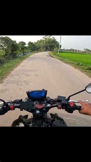 ফুয়েল নিতে যাচ্ছি!#DesiBiker #MotoVlog #তেলসংকট #PetrolShortage #BreakingNews
