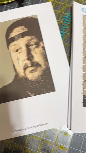 A video of the process of pixel quilts, because some of y’all think it’s more complex than it is!! And yes I love this quilt of @jellyroll615 love the colors, love the mood of it and can’t wait to see what @doughnutwarrior does with the quilting ❤️ (and I’d love to send it to him if the interwebs can work their magic!) | PixelQuilt