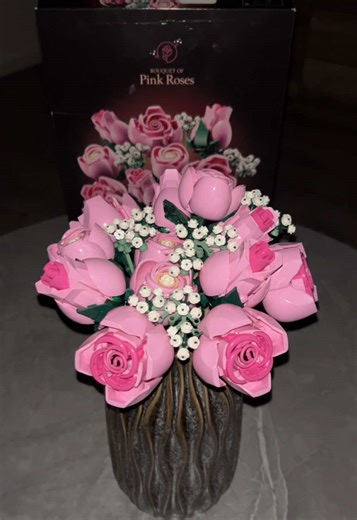 Mein Spaßglas Lego Flower Bouquet: Anleitung für pinke Rosen