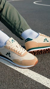 8.4K views · 299 reactions | Los Astra están hechos para vos que buscás un estilo versátil: deportivos para moverte con libertad y urbanos para destacar en cualquier lugar. ✨ Con el toque francés que define a Le Coq Sportif, cada detalle refleja elegancia, comodidad y herencia deportiva. | le coq sportif | Facebook