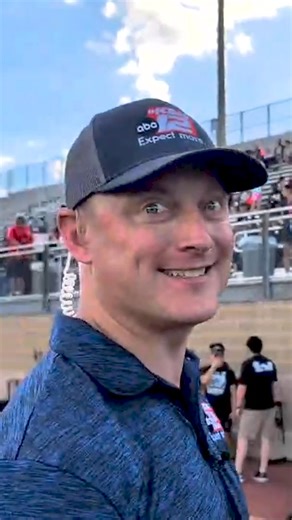 🎉 It's not a KSAT party without Adam Caskey's supersized t-shirt cannon! 🎉 Watch all of the fun from the KSAT Pigskin Classic here- https://www.ksat.com/ksatplus/?utm_source=facebook&utm_medium=social&utm_campaign=snd&utm_content=ksat12 #KSATPigskinClassic #KSATnews #KSATsports | KSAT 12 & KSAT.com