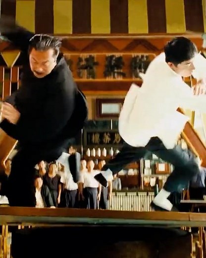 "IP MAN vs HUNG CHUN-NAM - EPIC TABLE TOP FIGHT Scene | Donnie Yen vs Sammo Hung | Ip Man 2"