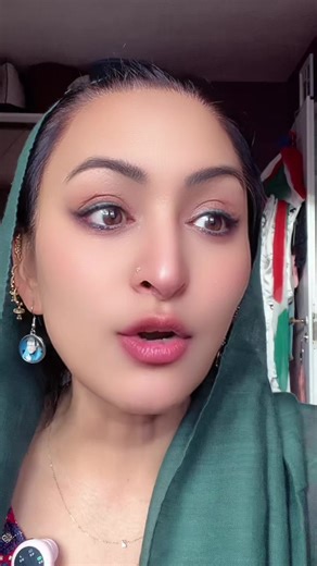 عمران خان کا حمایتی پیغام: قوم کی آنکھیں کھولیں