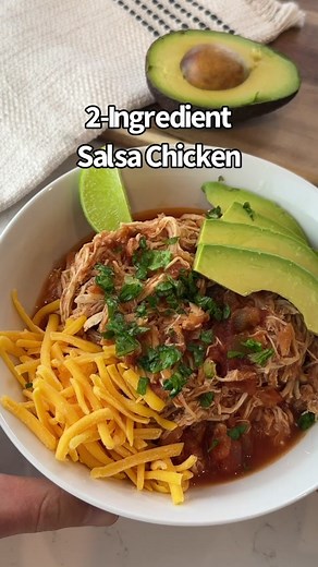 Easy 2-Ingredient Slow Cooker Salsa Chicken Recipe