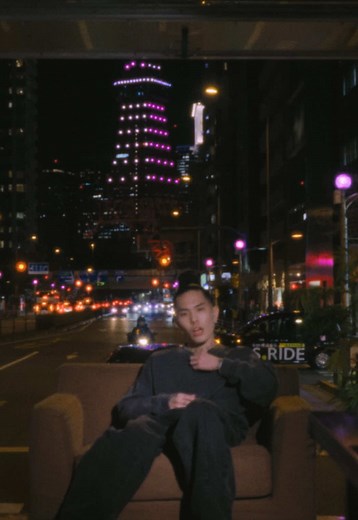 Tiji Jojoの新しいアルバム「Last Party Never End」の最後のビデオ