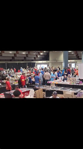 Huge sports card show 2 days Saturday and Sunday lee summit Missouri Location the pavillion at john Knox village | Regional Entertainment | Facebook