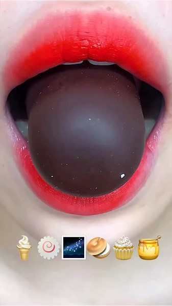 Asmr eating emoji food🍨🍫
